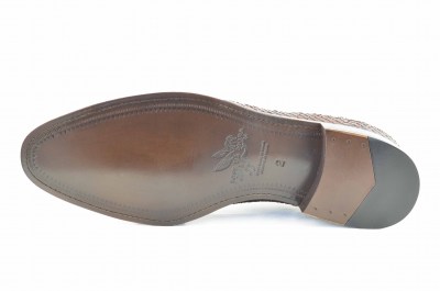 serpiente suela gris